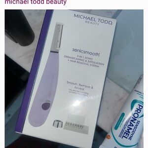 Purple Sonic Dermaplaning Tool